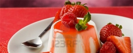 پاناکوتا توت فرنگی