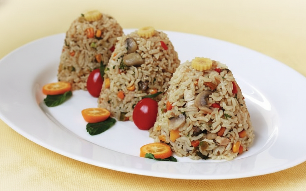 پلو قهوه ای با سبزیجات