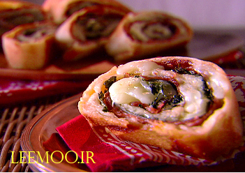 پیتزا رول شده