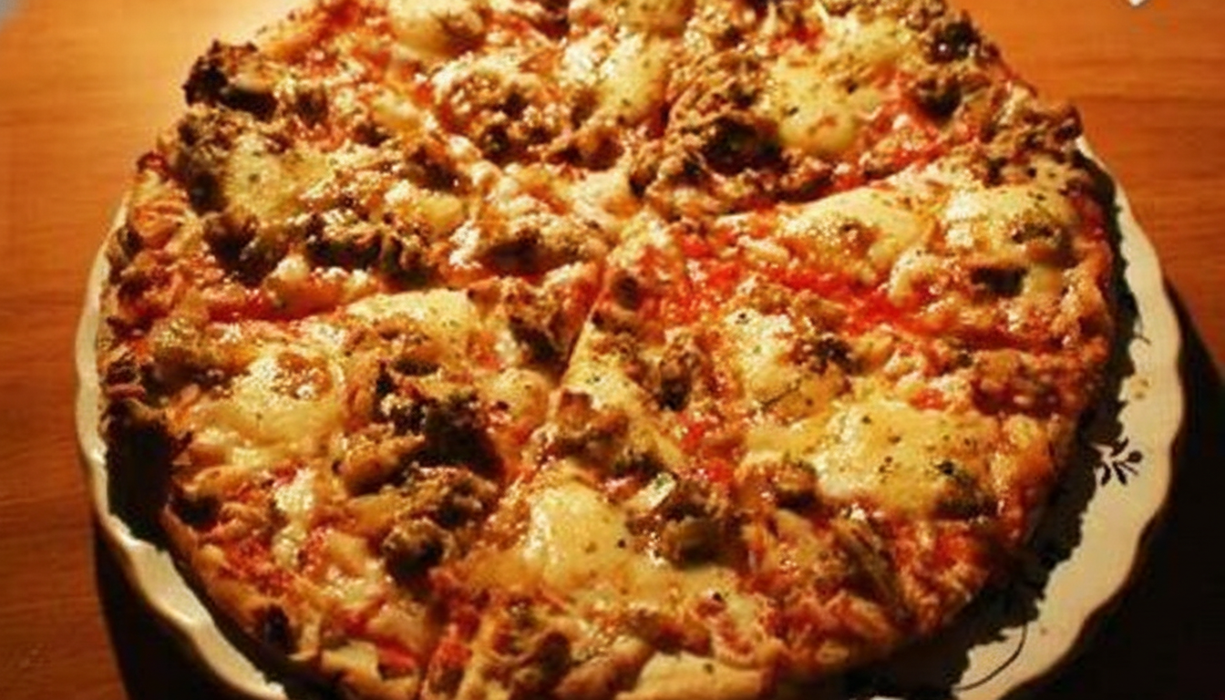 پیتزا با گوشت ماهی