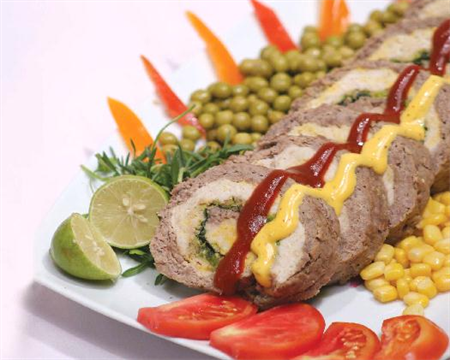 رولت مرغ و گوشت