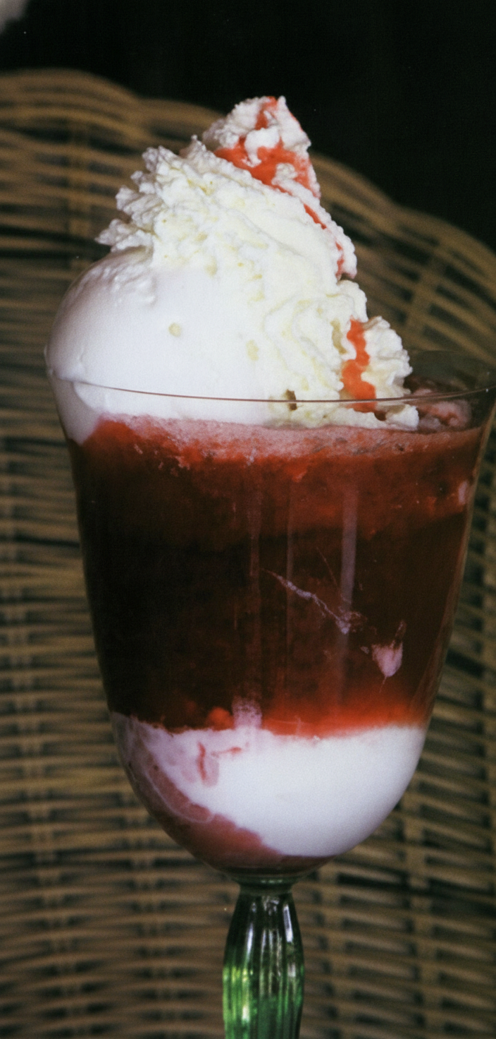 آلبالو گلاسه