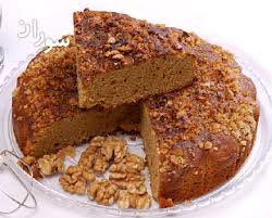 کیک شکلاتی رژیمی با خرما و گردو