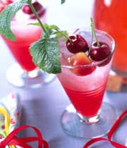 یخ در بهشت آلبالو